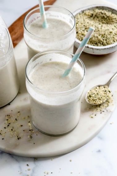 hemp milk in two glasses